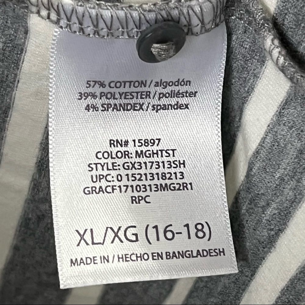 Great Expectations Maternity Striped Top Size XL - Picture 5 of 6